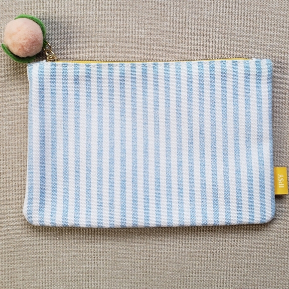 ipsy Bag Bundle - Picture 8 of 11